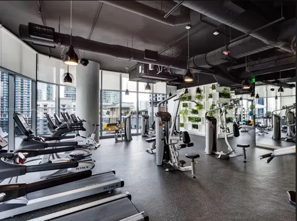 $609,000 | 45 Southwest 9th Street, Unit 2105, Miami, FL 33130