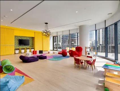 $609,000 | 45 Southwest 9th Street, Unit 2105, Miami, FL 33130