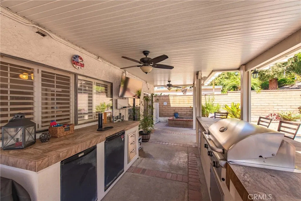 21902 Raintree Lane Lake Forest, CA 92630 - Photo 23 of 46 a very nice looking room with a large window