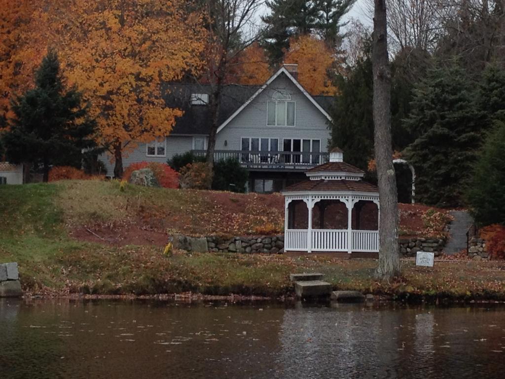 33 Lake Road Brookline, NH 03033 - Photo 1 of 25