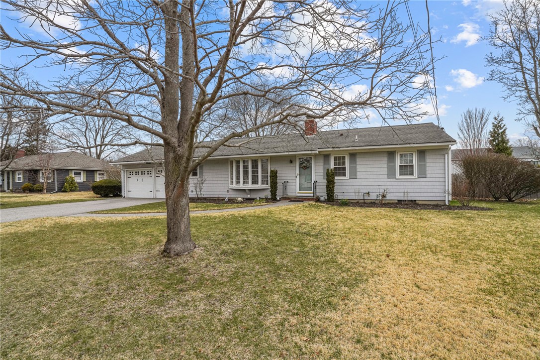 26 Peeptoad Road Warwick, RI 02888 - Photo 4 of 50