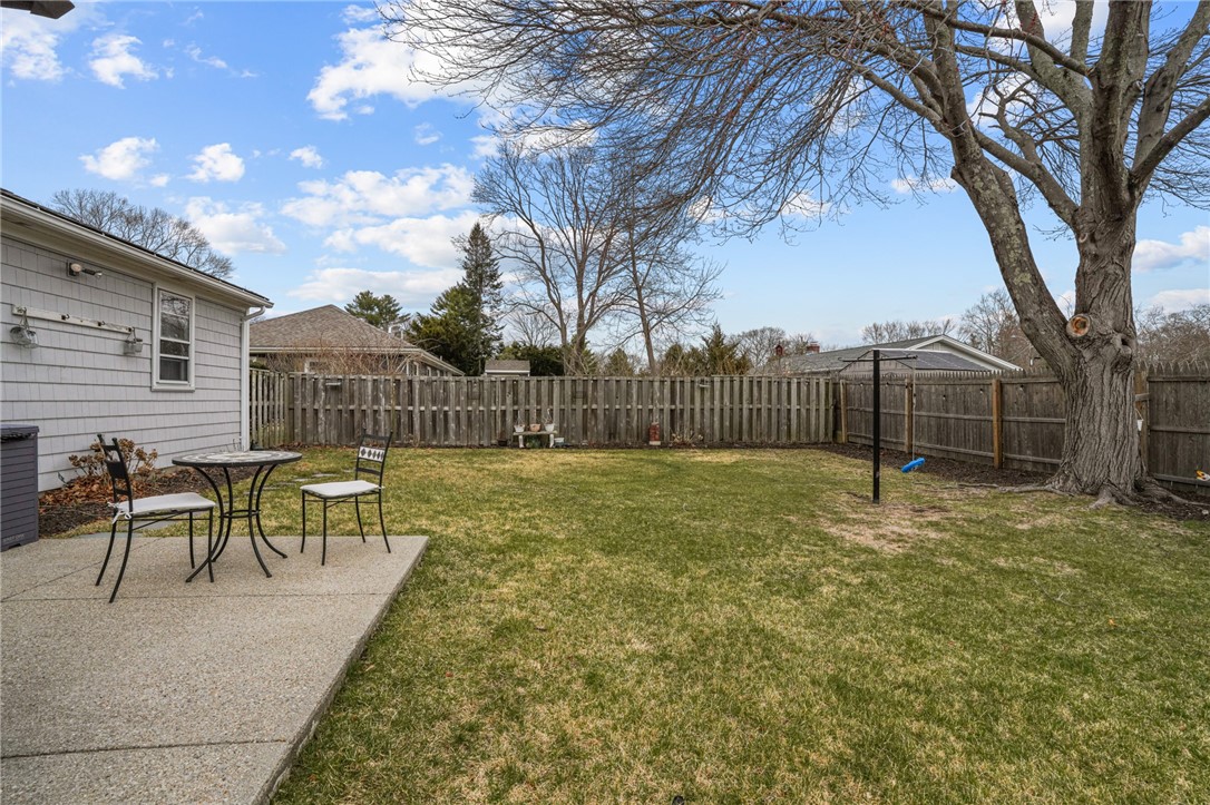 26 Peeptoad Road Warwick, RI 02888 - Photo 45 of 50