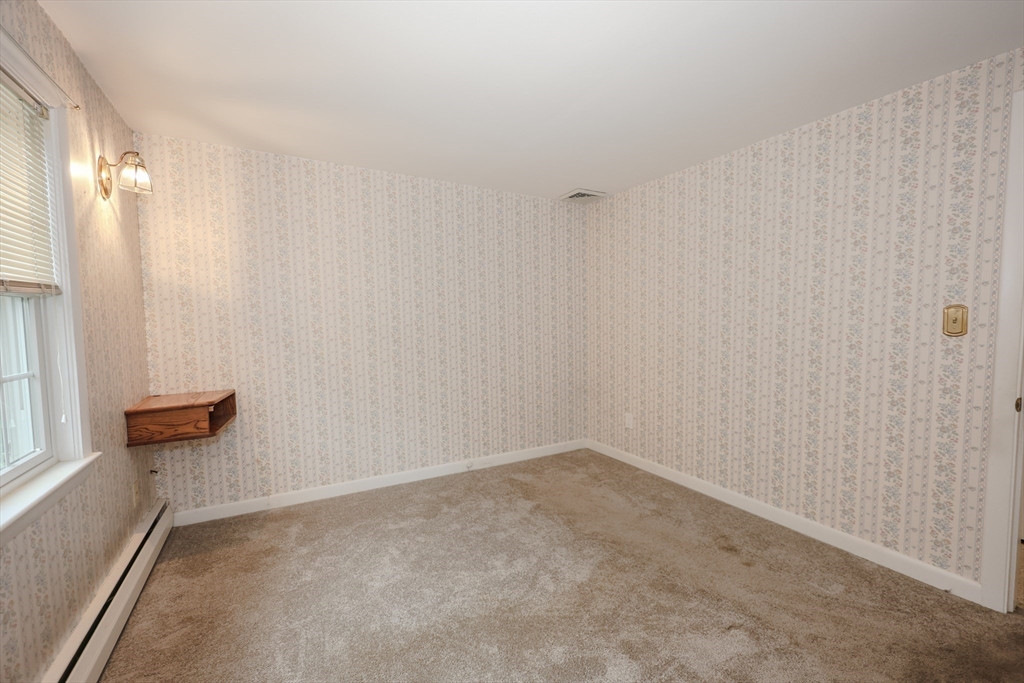 17 Poplar Road Westford, MA 01886 - Photo 34 of 39 Gallery Image 34