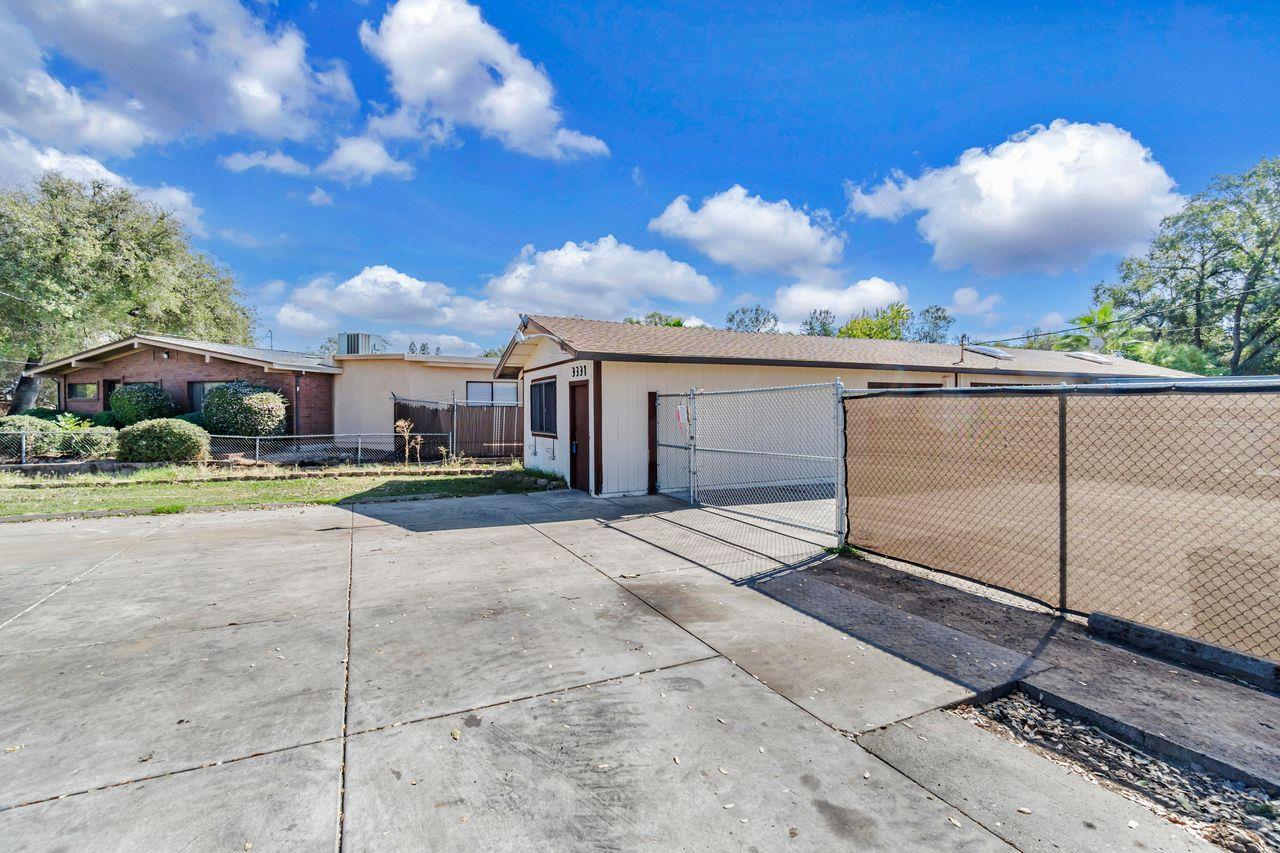 3331 Taylor Road Loomis, CA 95650 - Photo 52 of 97 a view of a terrace with a yard