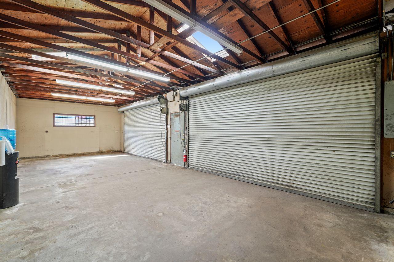 3331 Taylor Road Loomis, CA 95650 - Photo 77 of 97 a view of a room with an empty space