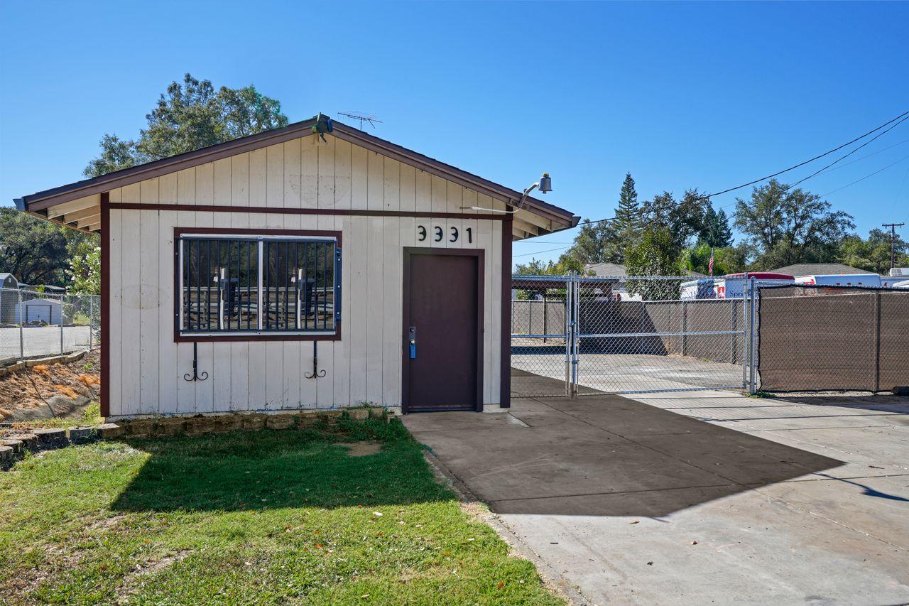 3331 Taylor Road Loomis, CA 95650 - Photo 97 of 97 a front view of a house with a yard