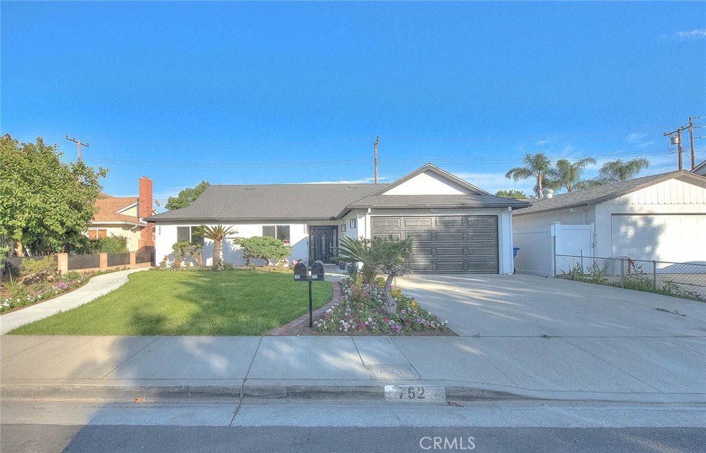752-754 Rio Del Sol Avenue Montebello, CA 90640 - Photo 2 of 44