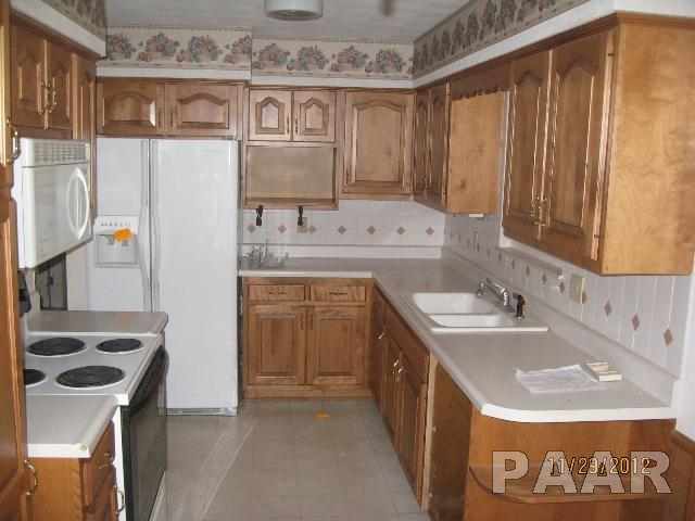 5602 East Captain Road Chillicothe, IL 61523 - Photo 2 of 6 Gallery Image 2