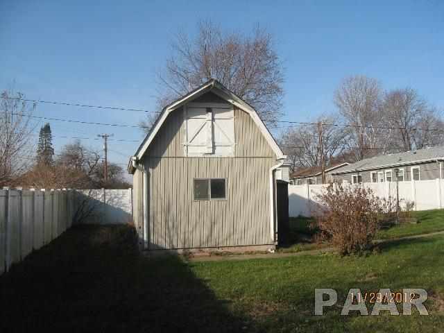 5602 East Captain Road Chillicothe, IL 61523 - Photo 6 of 6 Gallery Image 6