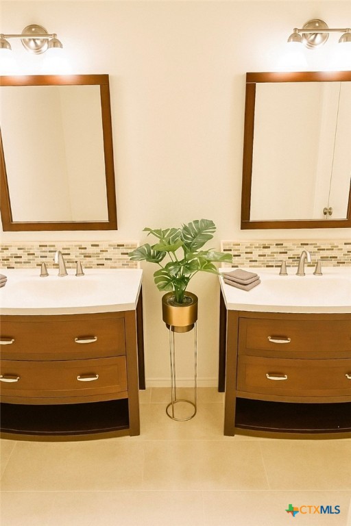 1054 Rolling Path New Braunfels, TX 78130 - Photo 11 of 14 a view of table