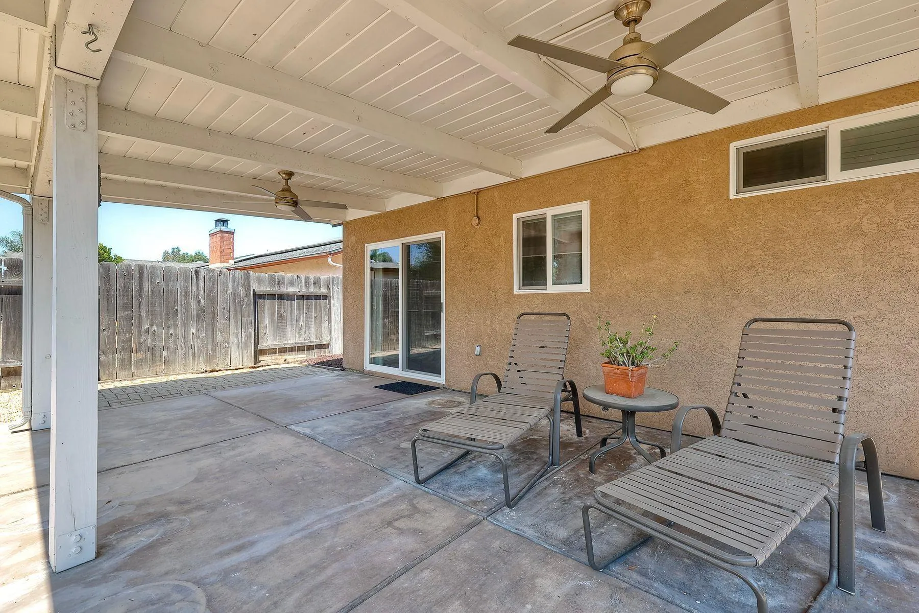 8850 Ellsworth Circle Santee, CA 92071 - Photo 27 of 29 a outdoor space with lots of furniture and windows