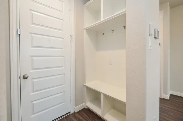 a view of walk in closet