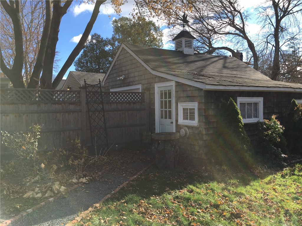 124 Beach Road Bristol, RI 02809 - Photo 19 of 20