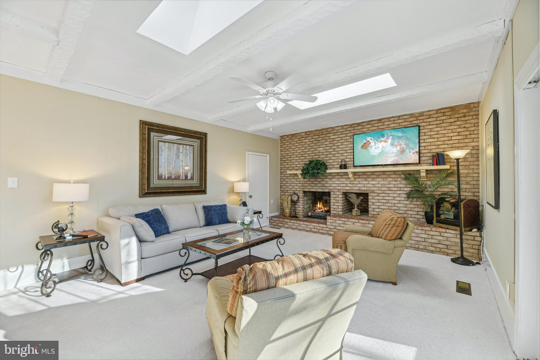 6010 Greeley Boulevard Springfield, VA 22152 - Photo 7 of 60 Gallery Image 7