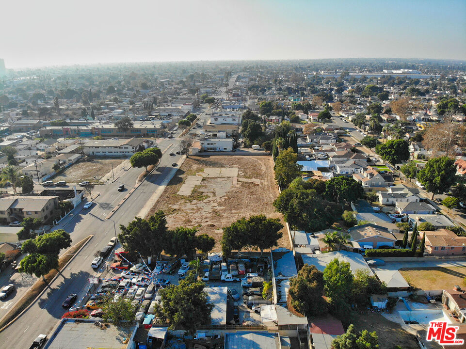 1005 Rosecrans Avenue Compton, CA 90221 - Photo 14 of 15 an aerial view of a city