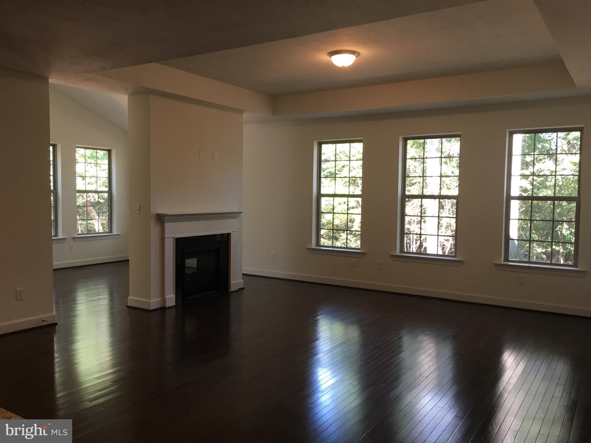 372 Fairview Drive Hanover, PA 17331 - Photo 2 of 6