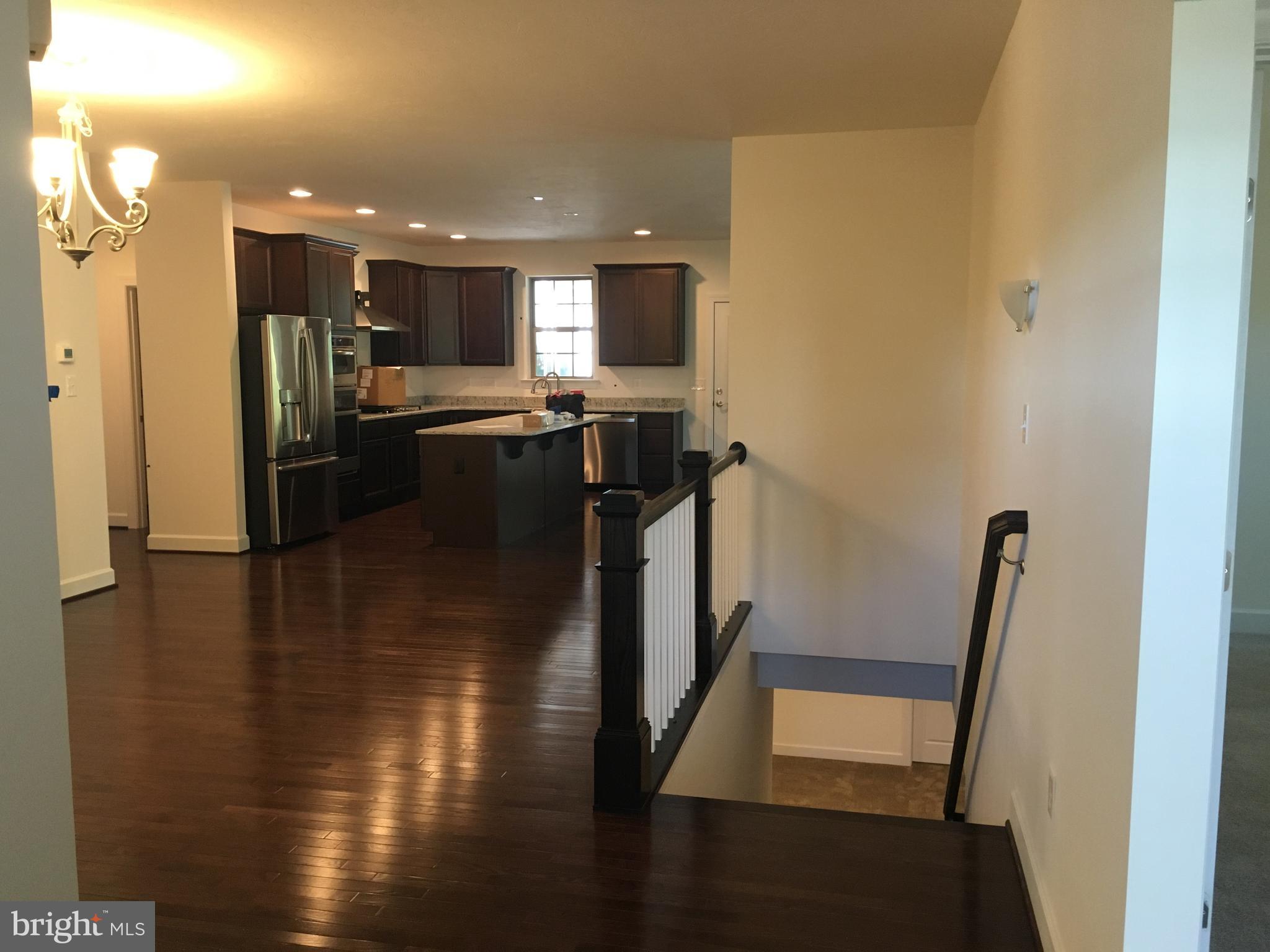 372 Fairview Drive Hanover, PA 17331 - Photo 3 of 6