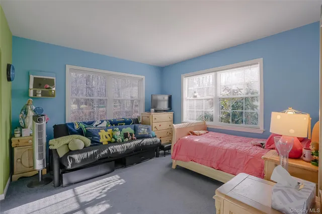 $589,000 | 13 Edna Drive, Hyde Park, NY 12538