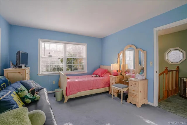 $589,000 | 13 Edna Drive, Hyde Park, NY 12538