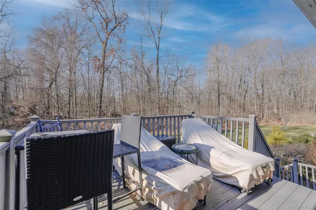 $589,000 | 13 Edna Drive, Hyde Park, NY 12538