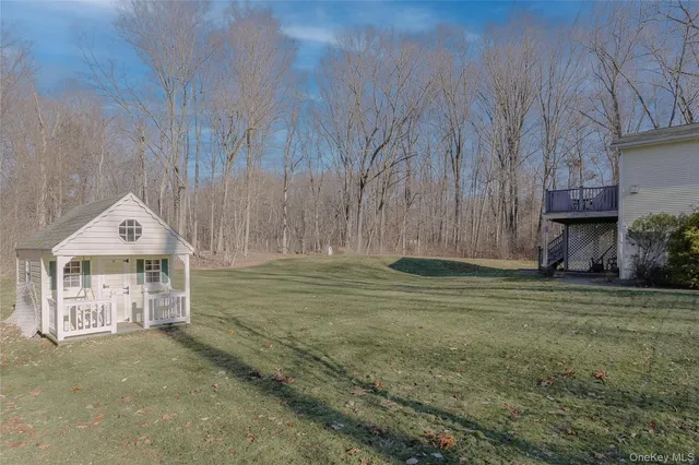 $589,000 | 13 Edna Drive, Hyde Park, NY 12538