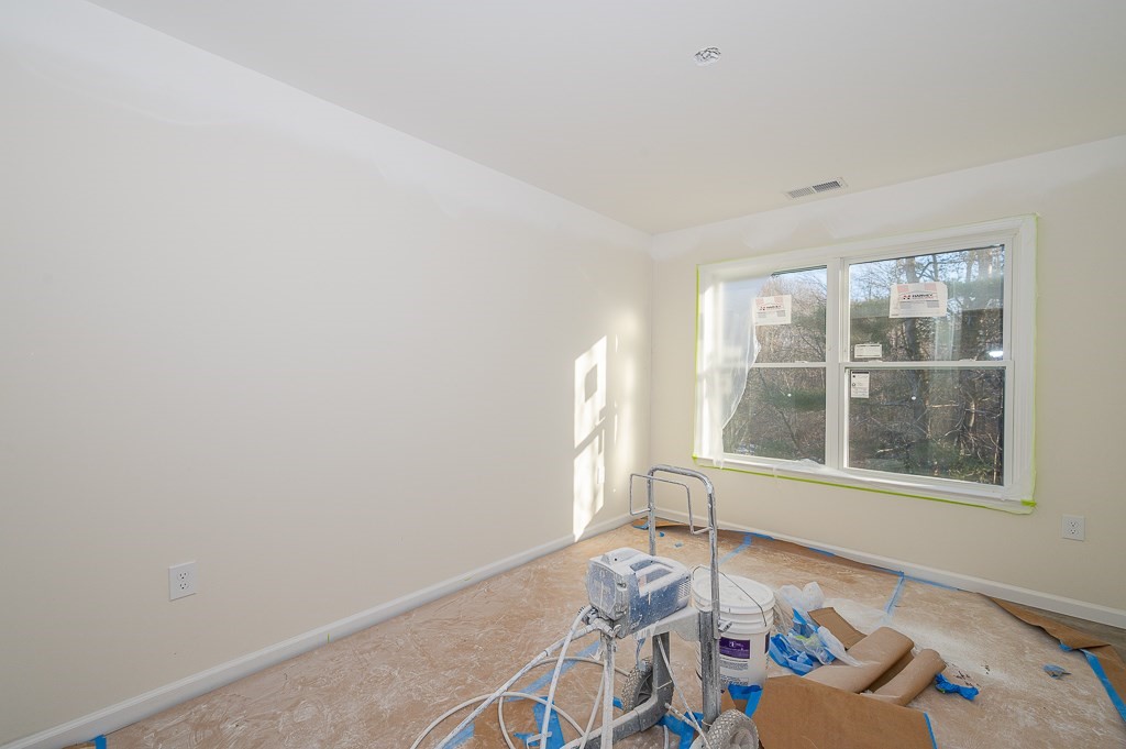 22-24 Apthorp Street Worcester, MA 01606 - Photo 20 of 41 Gallery Image 20