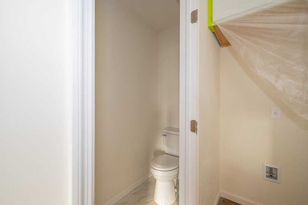 22-24 Apthorp Street Worcester, MA 01606 - Photo 10 of 41 Gallery Image 10