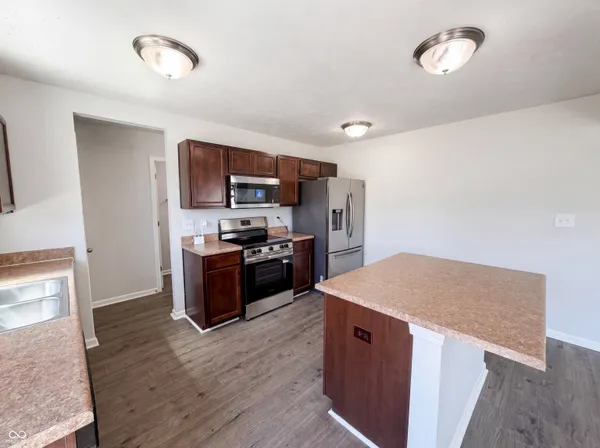 $249,000 | 939 Olmsted Court, Shelbyville, IN 46176