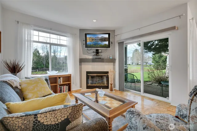 $399,999 | 23311 59th Place South, Unit 186, Kent, WA 98032