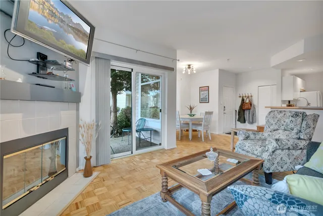 $399,999 | 23311 59th Place South, Unit 186, Kent, WA 98032