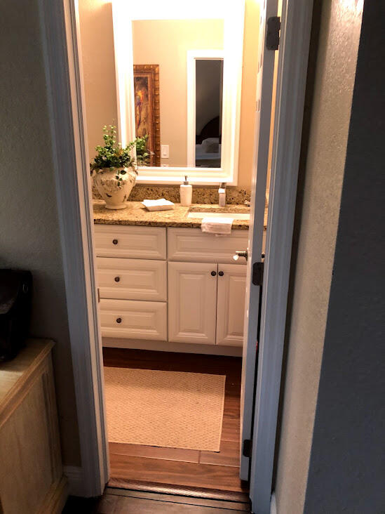 519 Pameto Road Nokomis, FL 34275 - Photo 12 of 22 NOKOMIS MASTER BATH