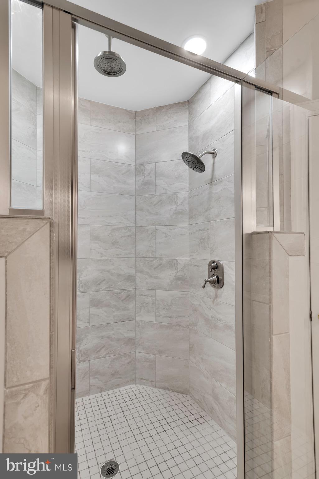 6936 Hickory Ridge Road Spotsylvania, VA 22551 - Photo 29 of 52 Master Shower w/rainfall!