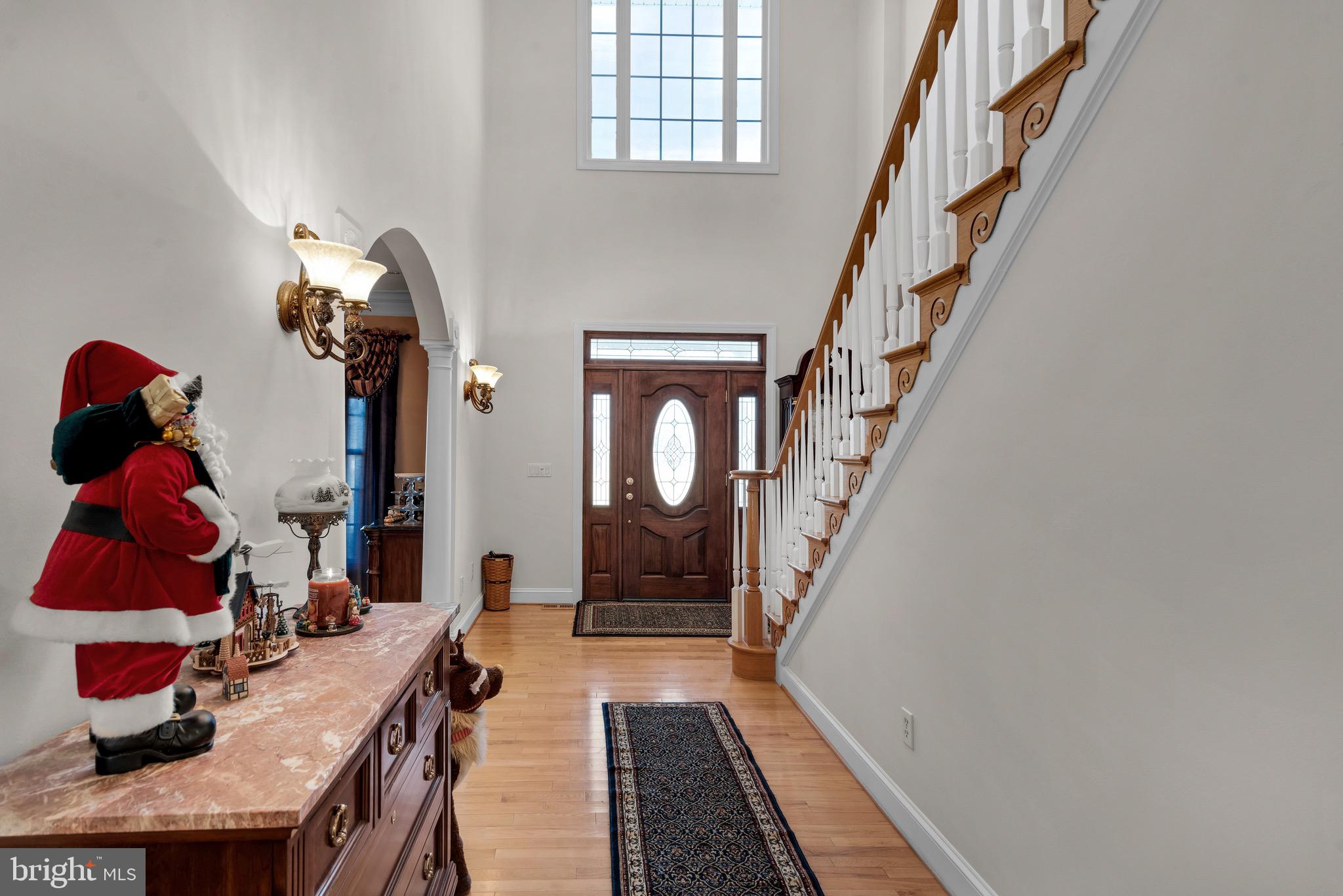 6936 Hickory Ridge Road Spotsylvania, VA 22551 - Photo 7 of 52 Main Foyer/Staircase