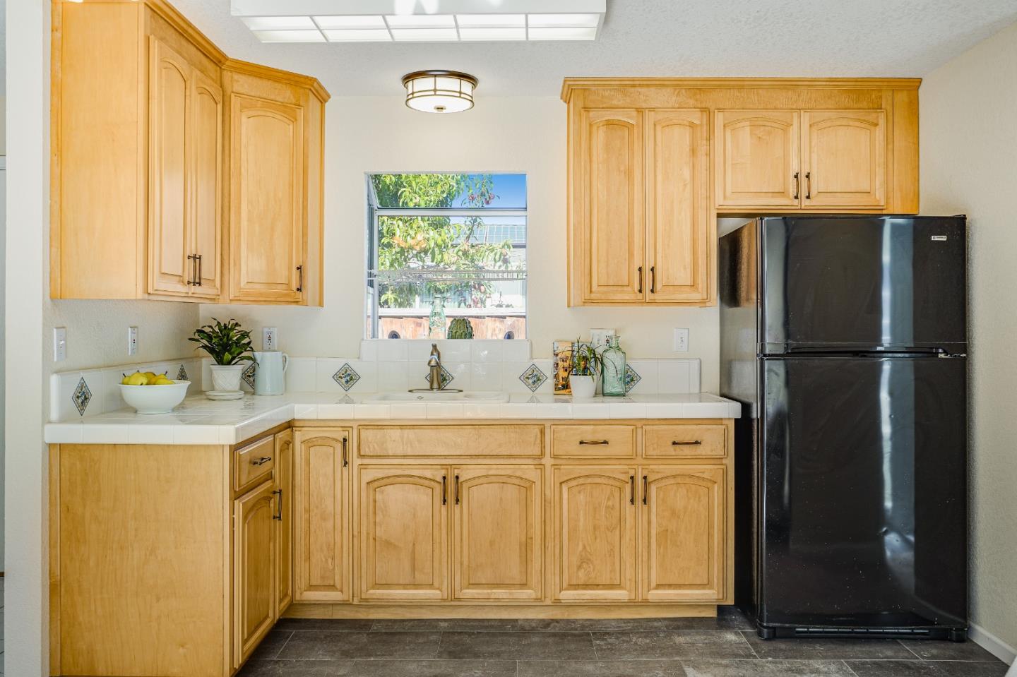 810 East Homestead Road Sunnyvale, CA 94087 - Photo 16 of 24 Gallery Image 16
