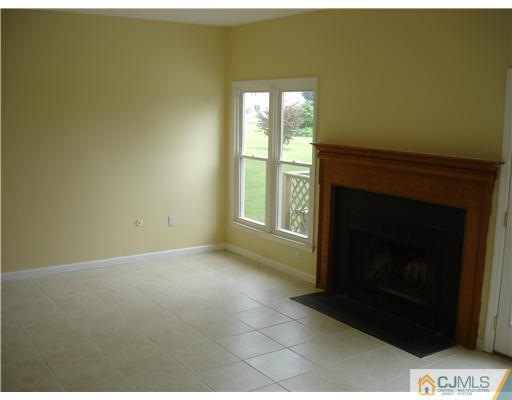 1373 Masoma Road North Brunswick, NJ 08902 - Photo 4 of 24 Gallery Image 4