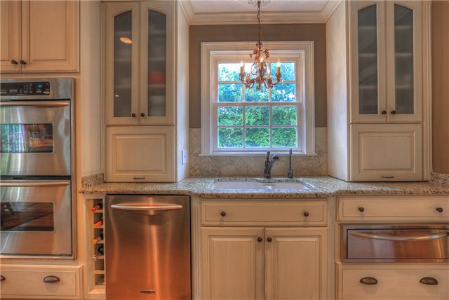 2409 Valley Brook Road Nashville, TN 37215 - Photo 8 of 20 Gallery Image 8