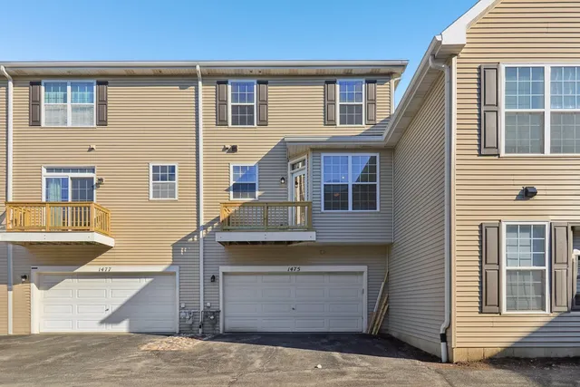 $224,000 | 1475 Sedgewood Court, Round Lake, IL 60073