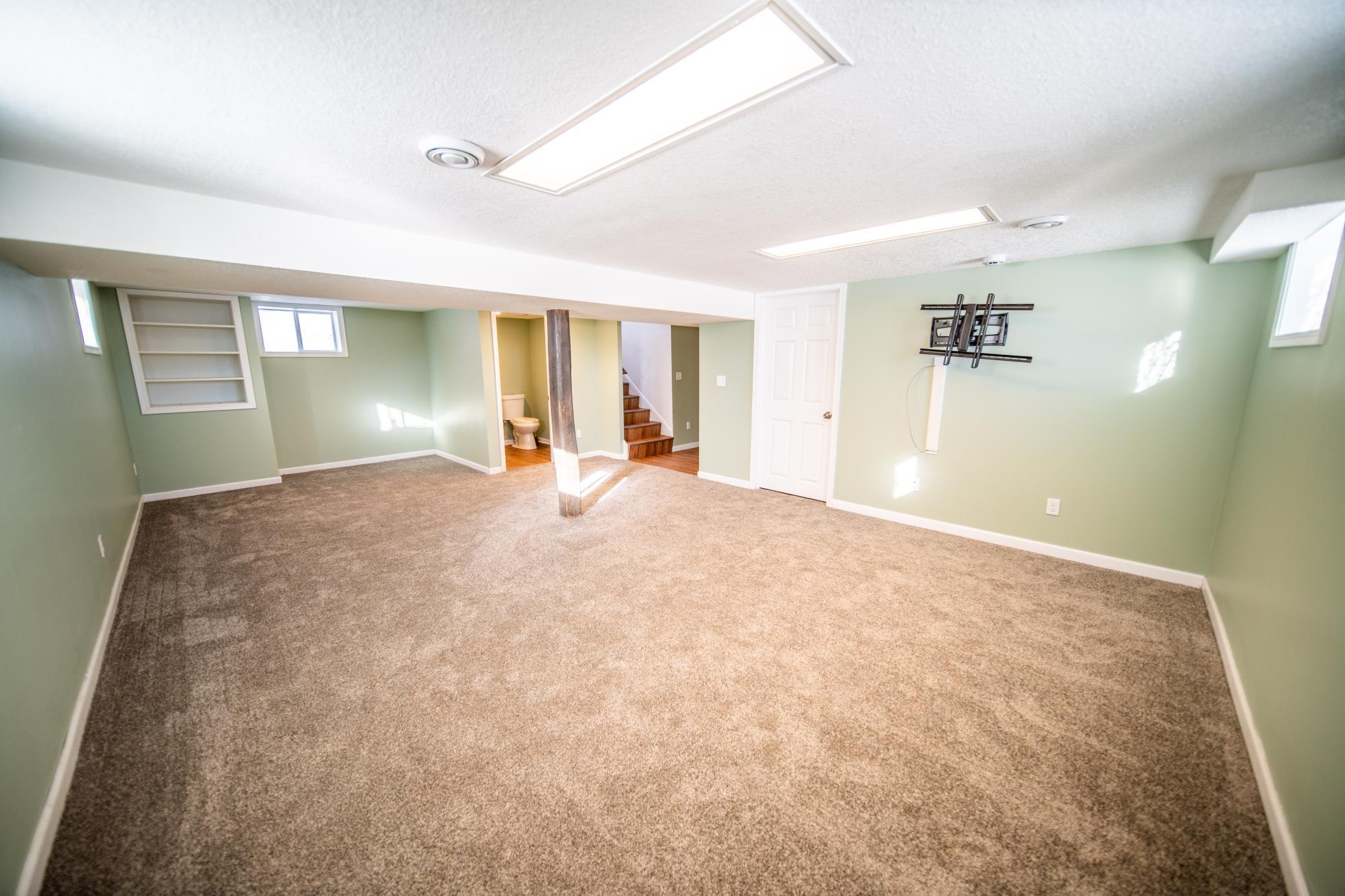 115 West Center Street Oronoco, MN 55960 - Photo 24 of 48