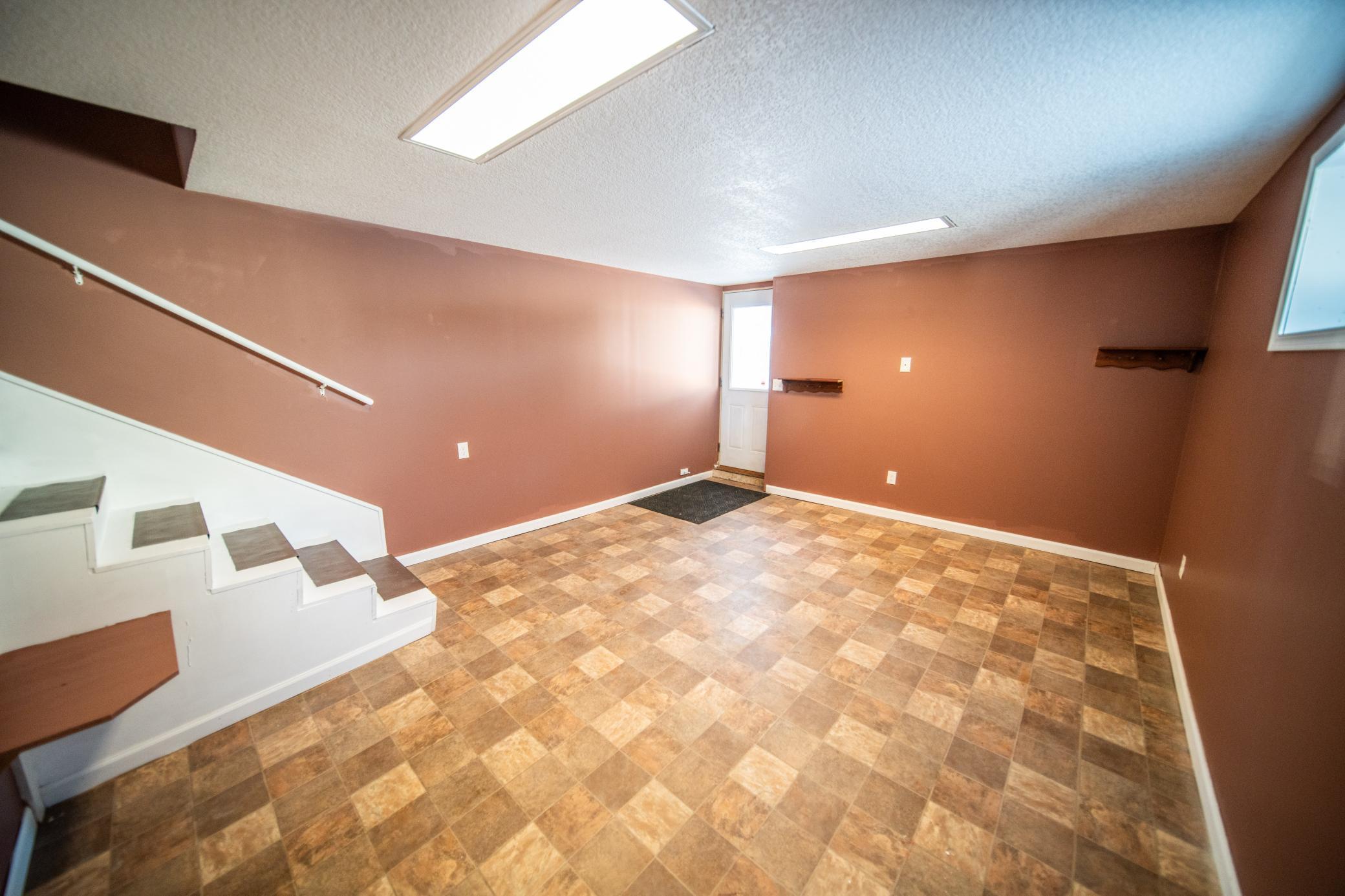 115 West Center Street Oronoco, MN 55960 - Photo 33 of 48