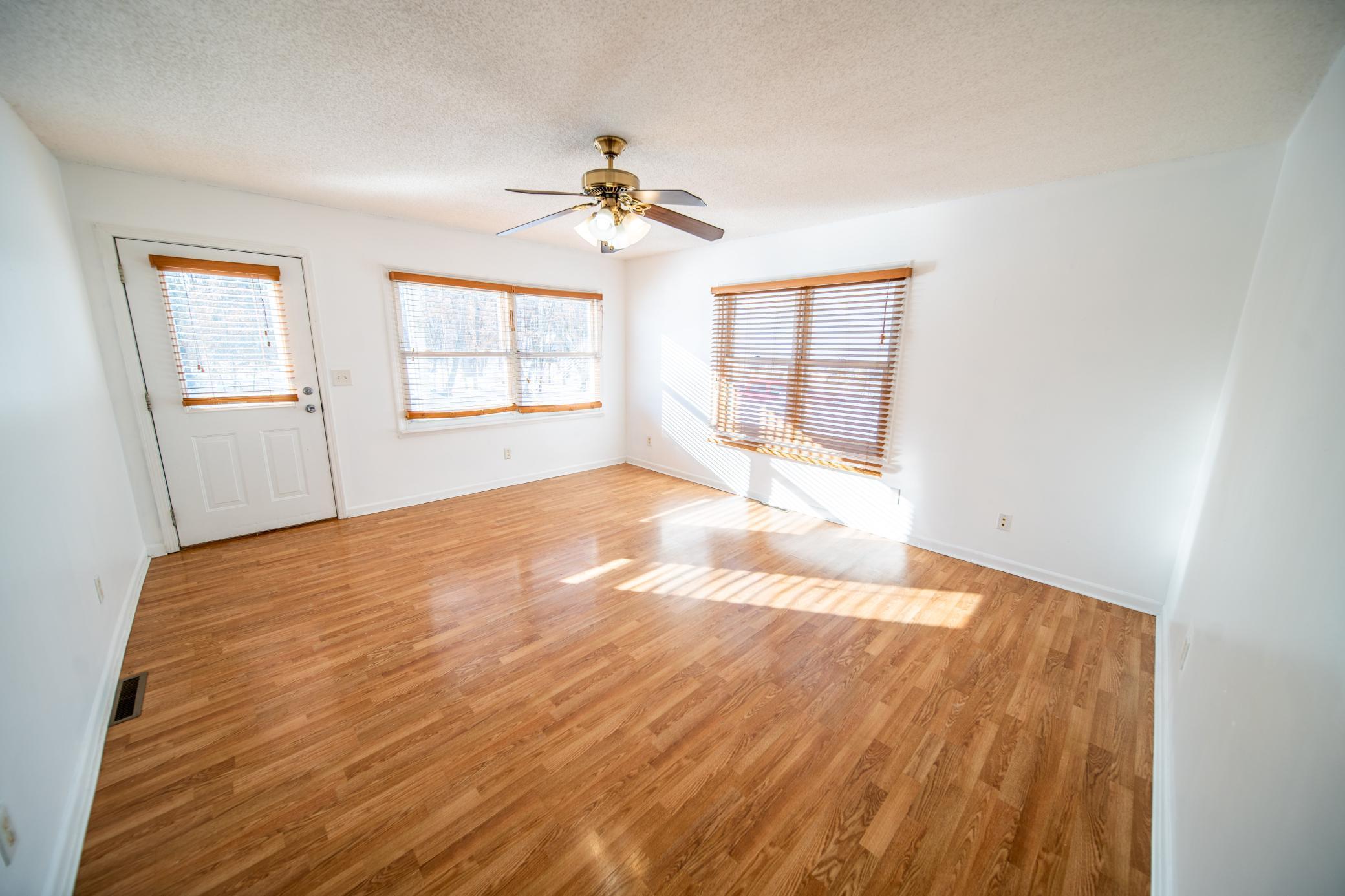 115 West Center Street Oronoco, MN 55960 - Photo 5 of 48