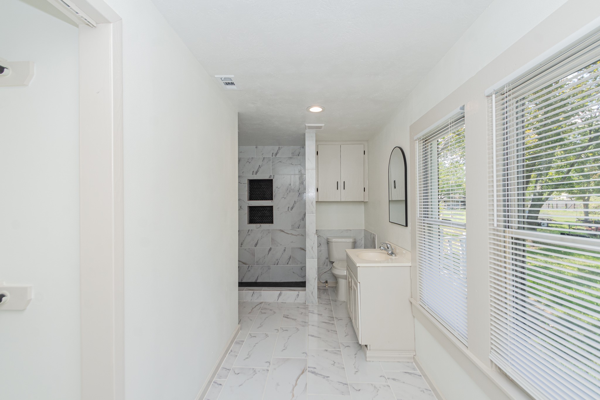 108 Lostracco Street Angleton, TX 77515 - Photo 20 of 26