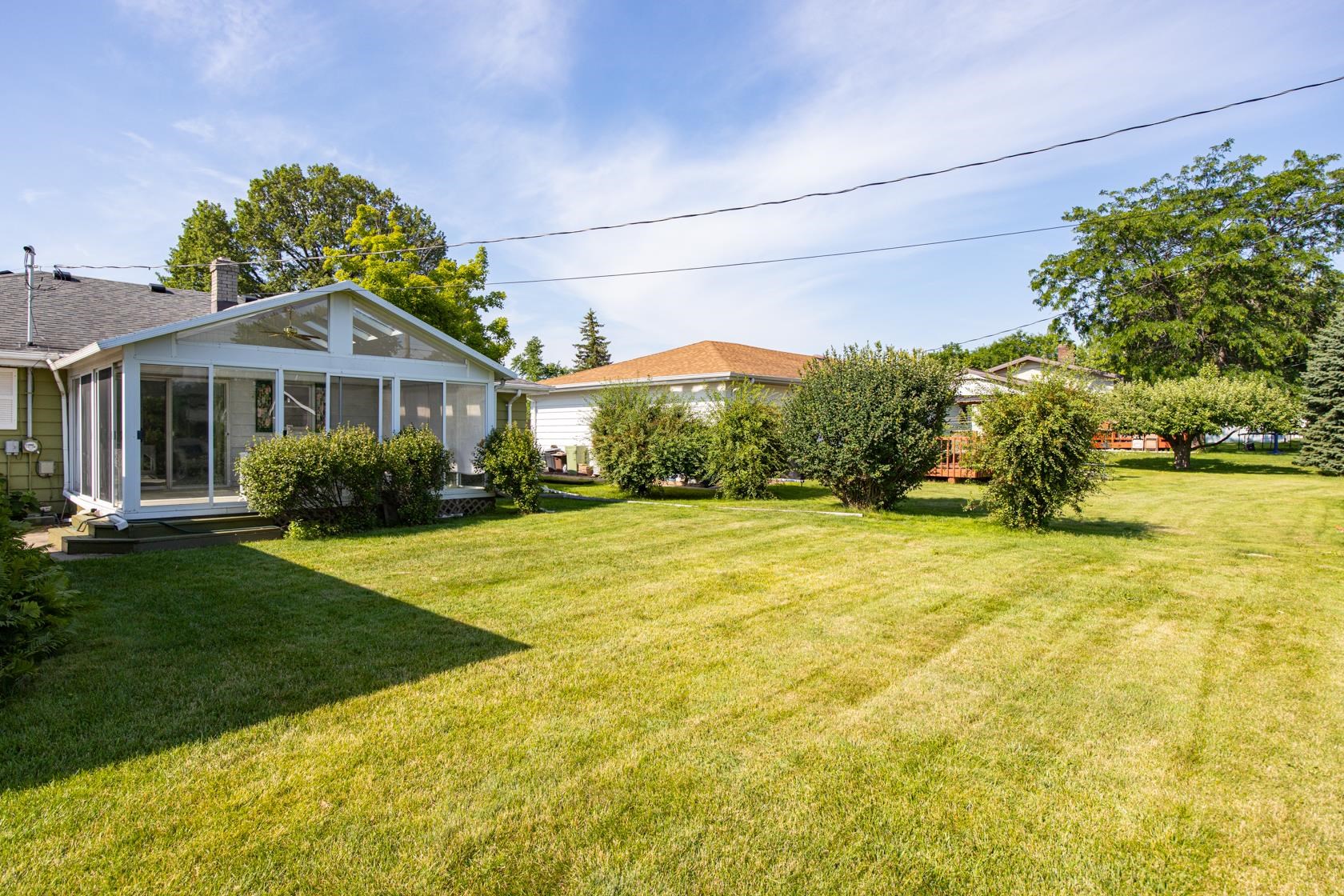 420 West Lindbergh Street Appleton, WI 54911 - Photo 4 of 31