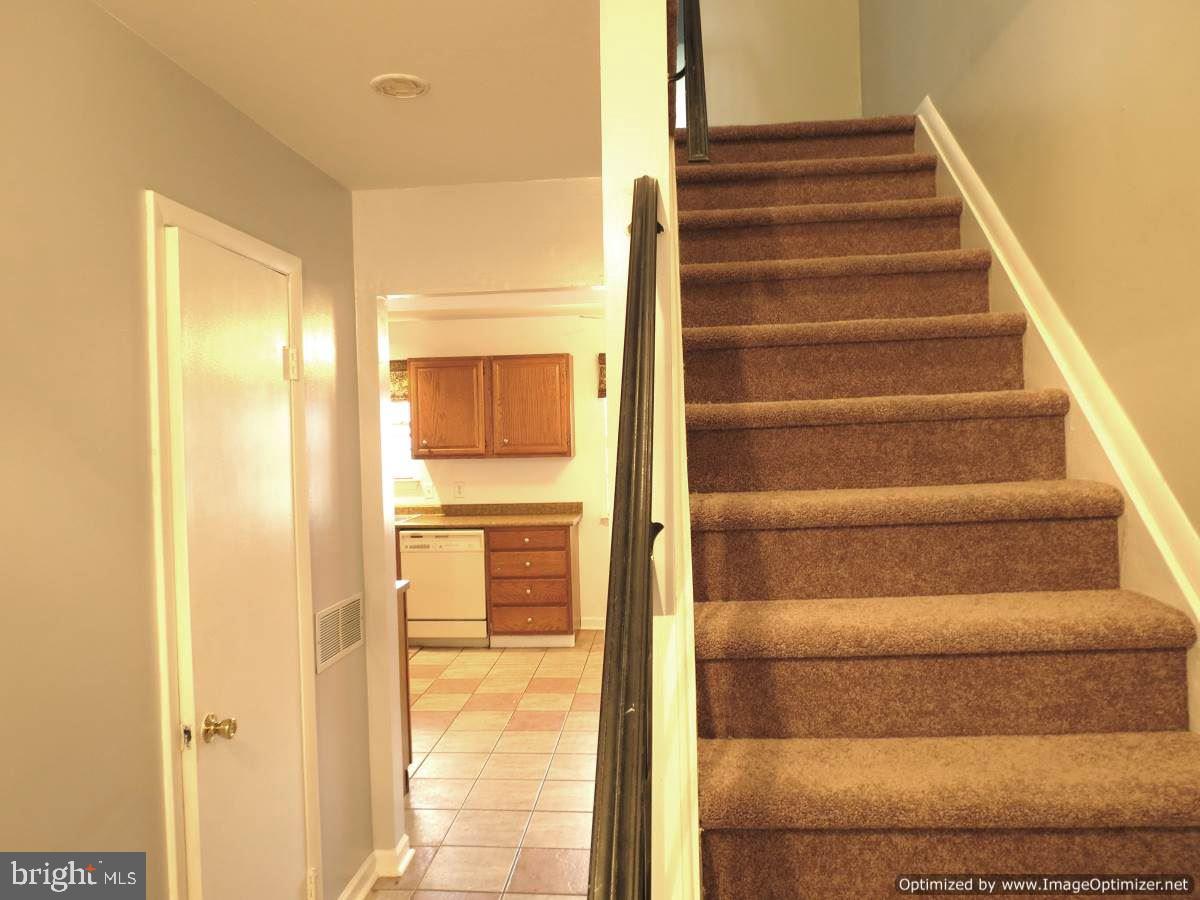 489 Hivner Road Harrisburg, PA 17111 - Photo 7 of 23 Gallery Image 7