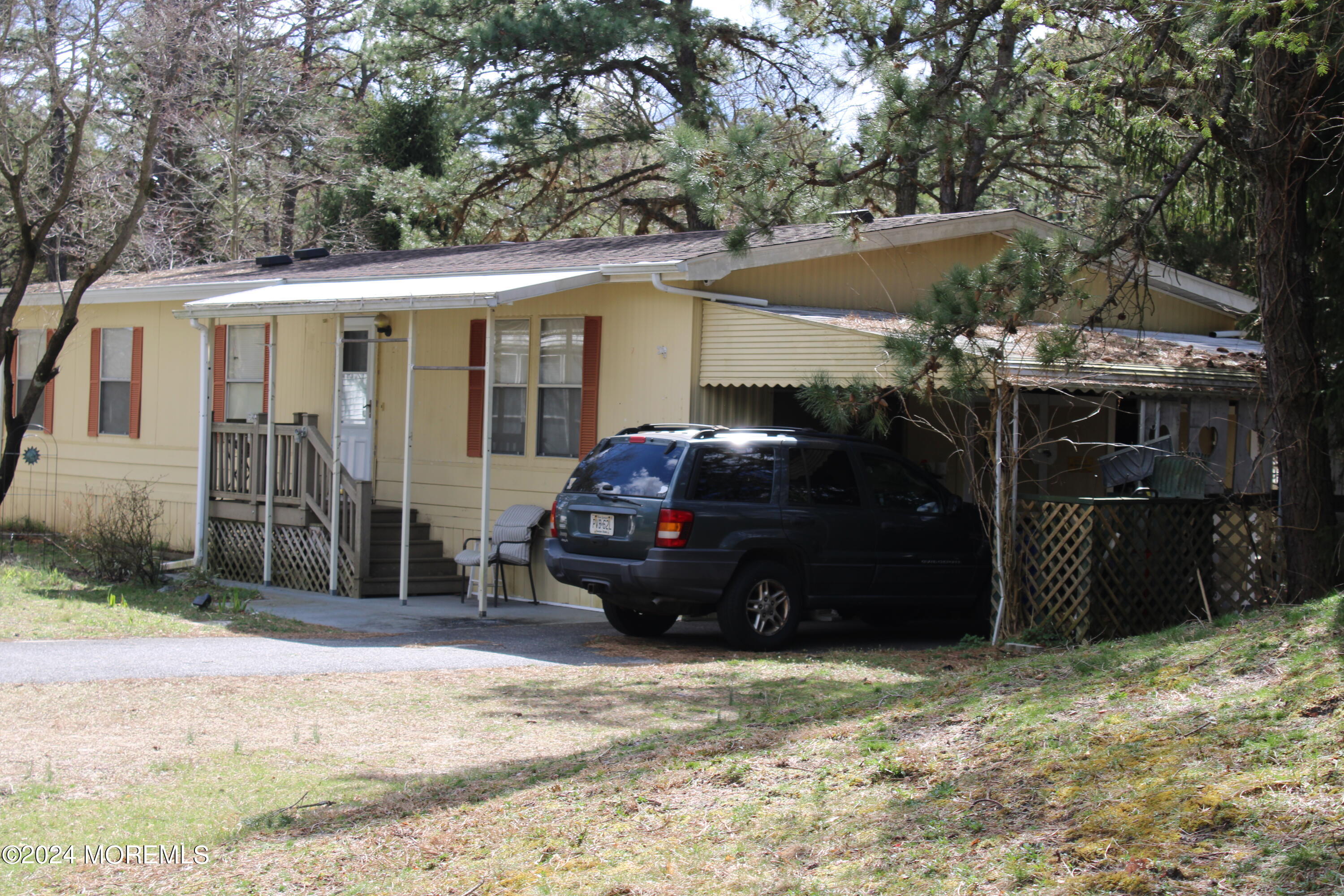 209 Mockingbird Way Whiting, NJ 08759 - Photo 9 of 16 IMG_1900