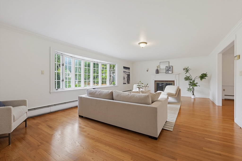 26 Spring Valley Road Belmont, MA 02478 - Photo 6 of 29