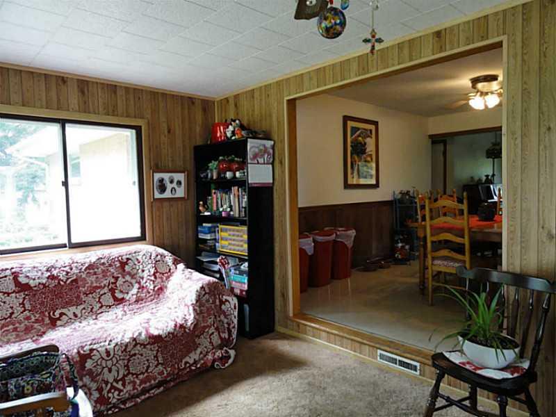 176 Mitchell Road West Middlesex, PA 16159 - Photo 9 of 16 Sunroom.