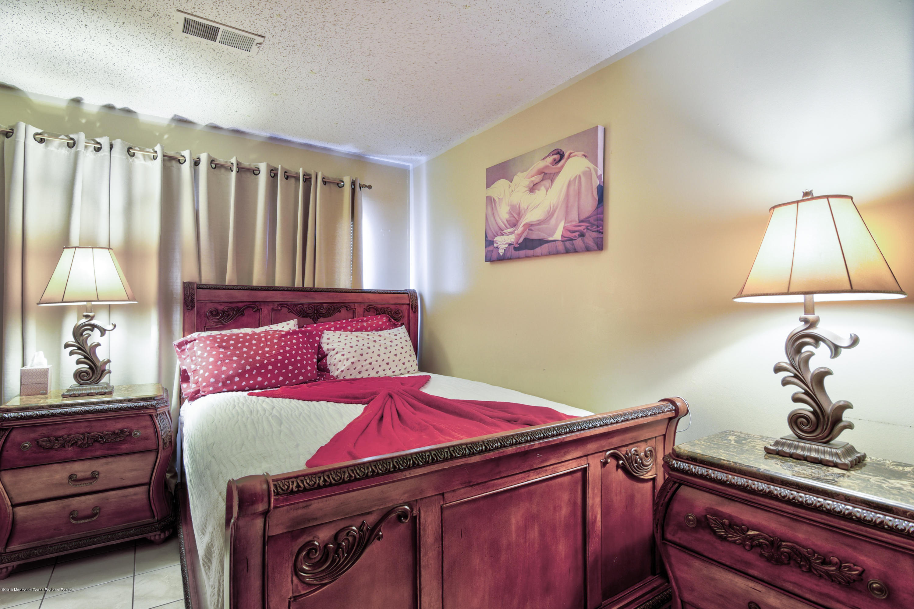 918 Edpas Road, Unit 918 New Brunswick, NJ 08901 - Photo 16 of 19 016_Master Bedroom