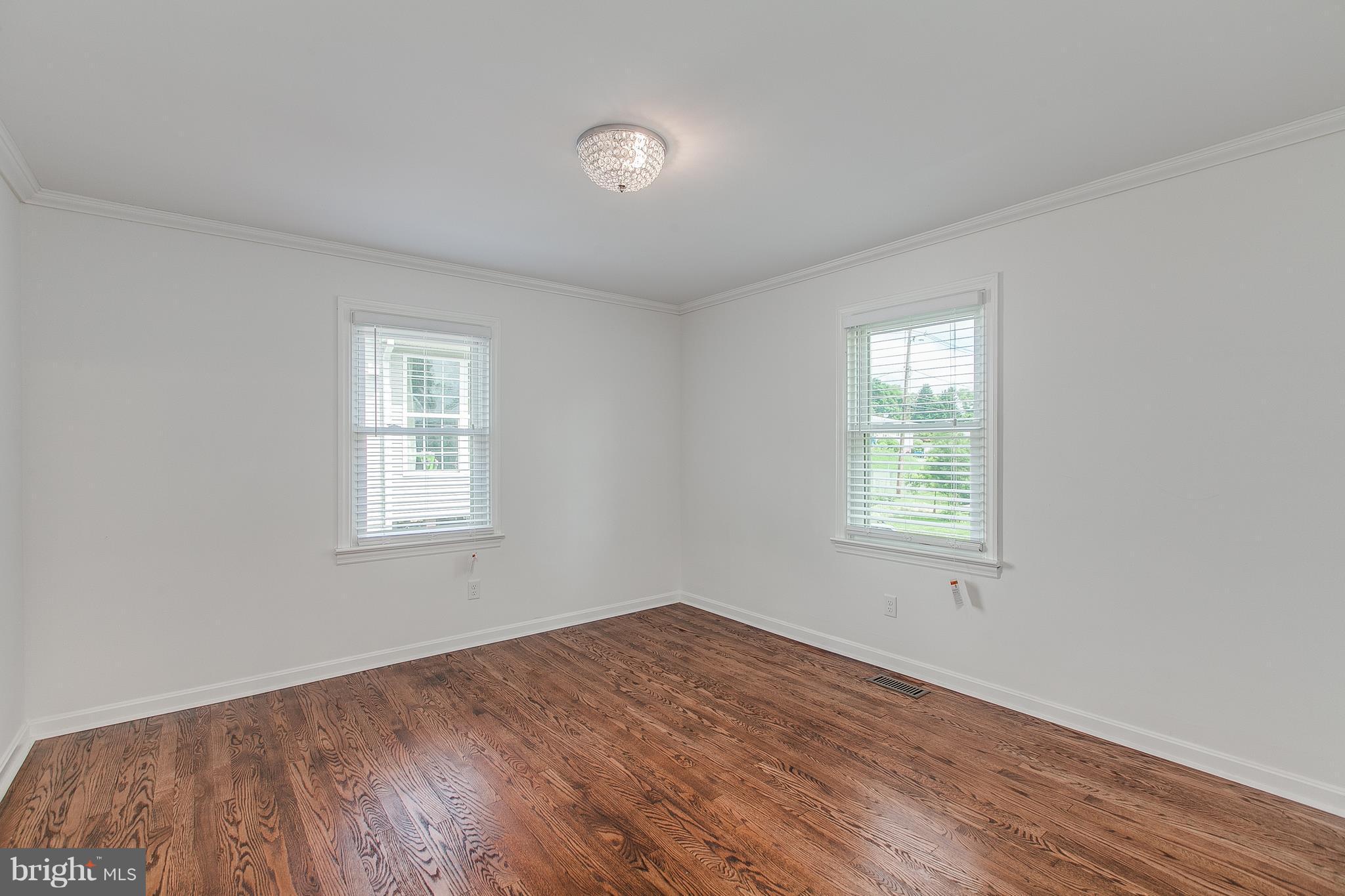 15 Harvard Road Hagerstown, MD 21742 - Photo 16 of 30 Master Bedroom