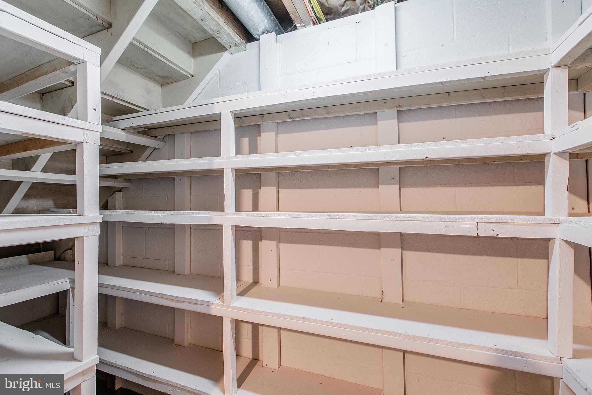 15 Harvard Road Hagerstown, MD 21742 - Photo 27 of 30 Storage