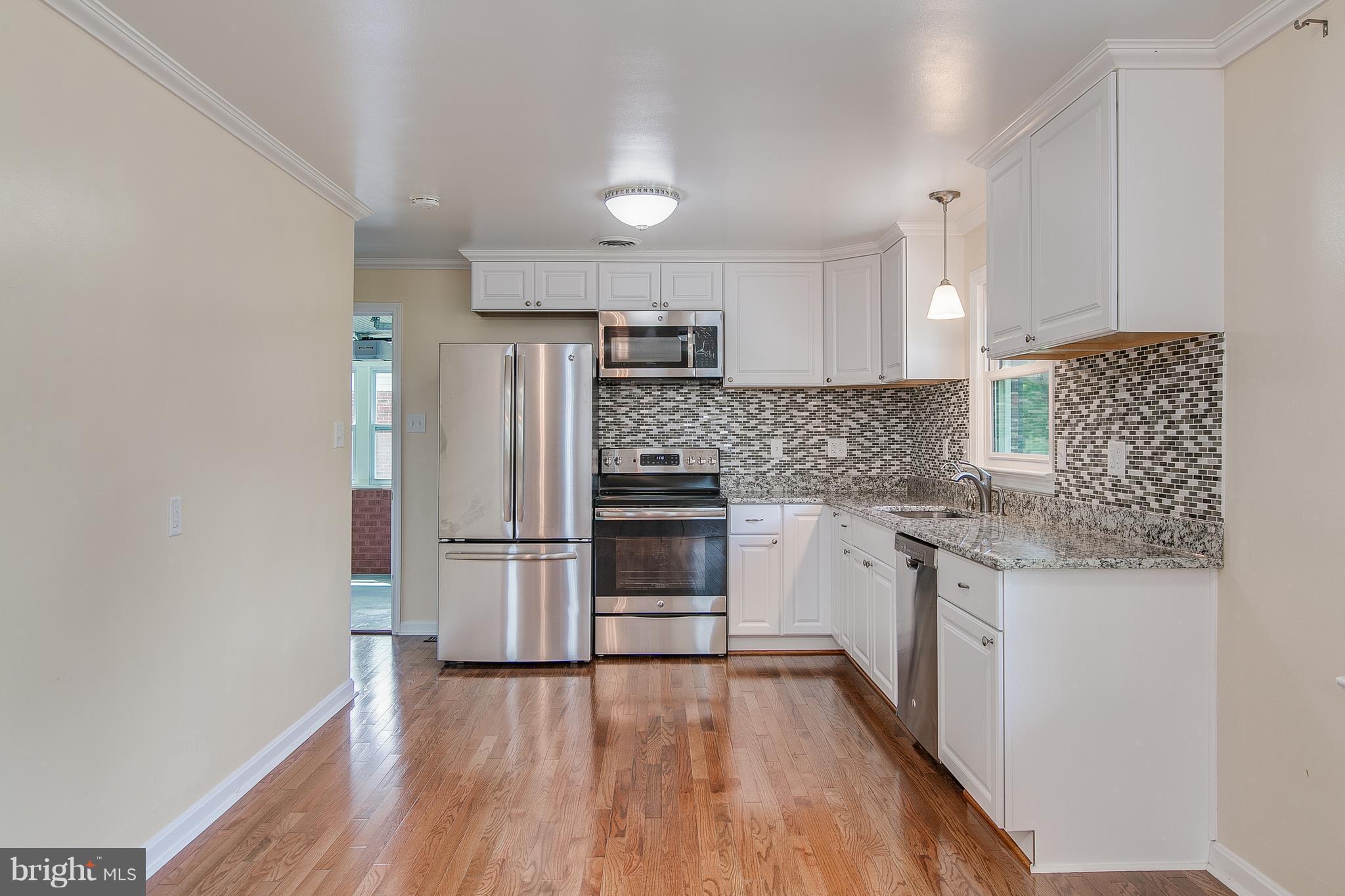 15 Harvard Road Hagerstown, MD 21742 - Photo 7 of 30 Gourmet Kitchen